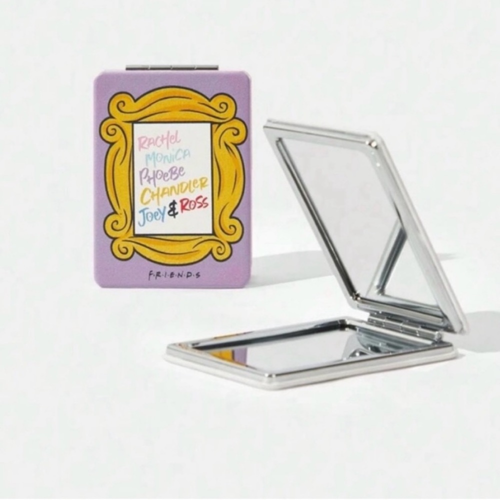 F.R.I.E.N.D.S Compact Mirror! New in package!